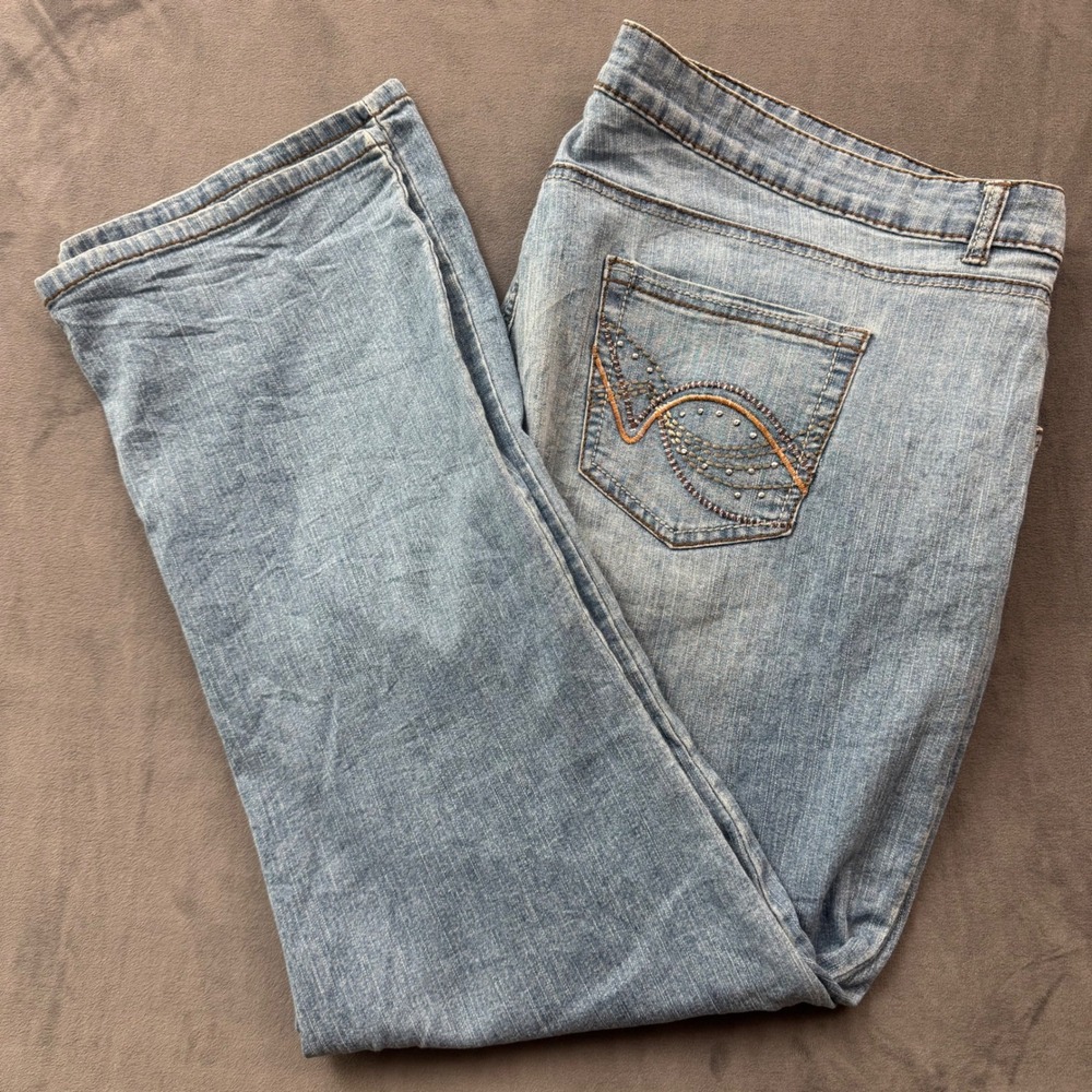 Faded Glory Womens 26W Straight Leg Blue Jeans Light Wash Embellished Pockets